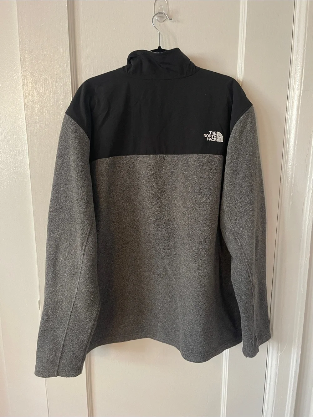 The North Face Men’s Retro Denali Two-Tone Fleece Jacket